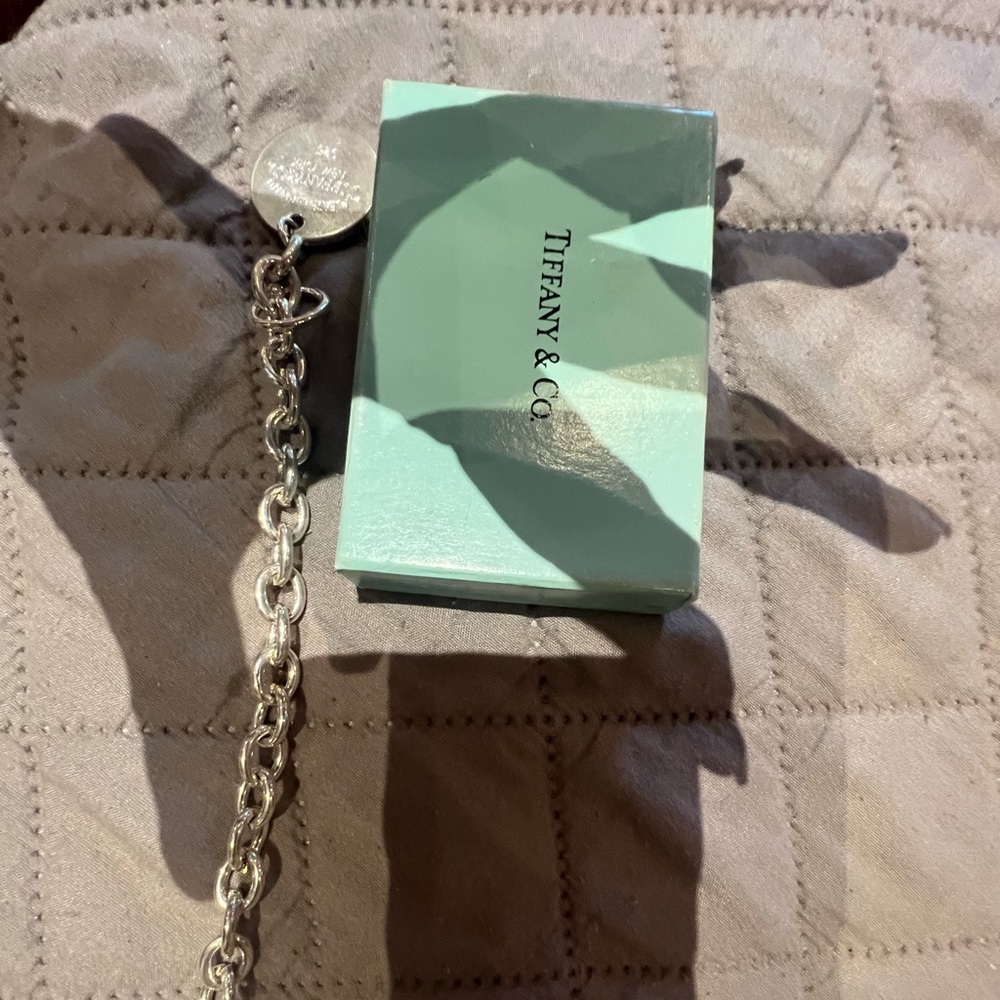 Tiffany - Barely used silver bracelet with box